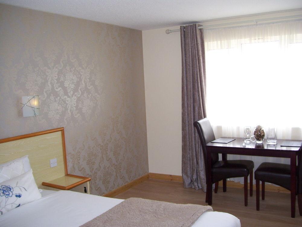 Travel Plaza Hotel Desborough Kültér fotó