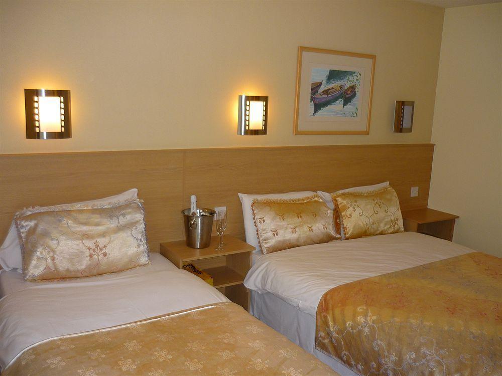 Travel Plaza Hotel Desborough Kültér fotó